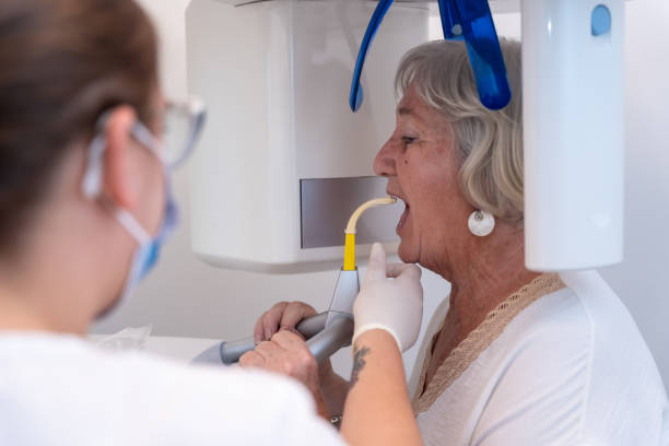 Best Pediatric Emergency Dentist in Vandenberg Village, CA